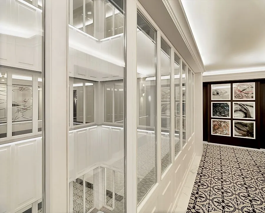 ****  H10 Madison Hotel Barcelona Spain